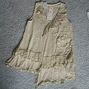 New with tags tunic